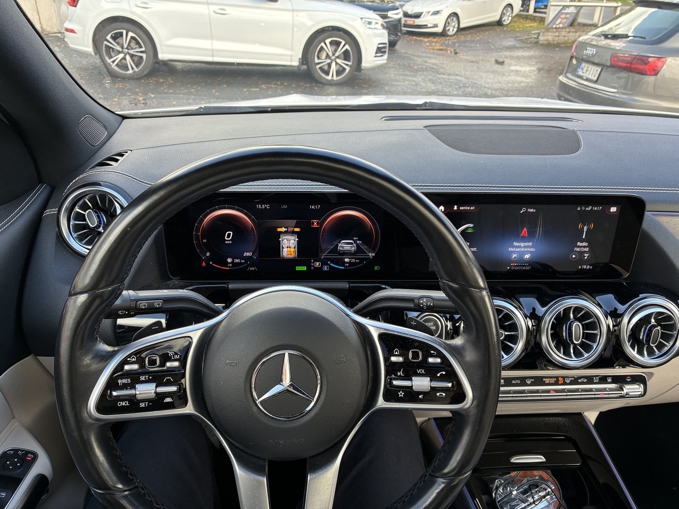 Mercedes-Benz GLA vaihtoauto