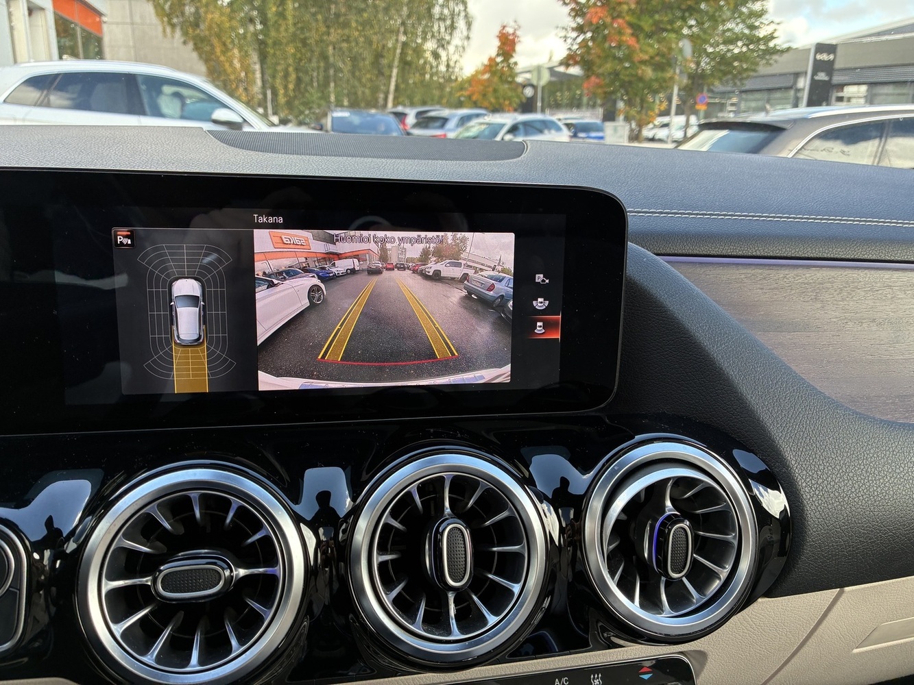 Mercedes-Benz GLA vaihtoauto