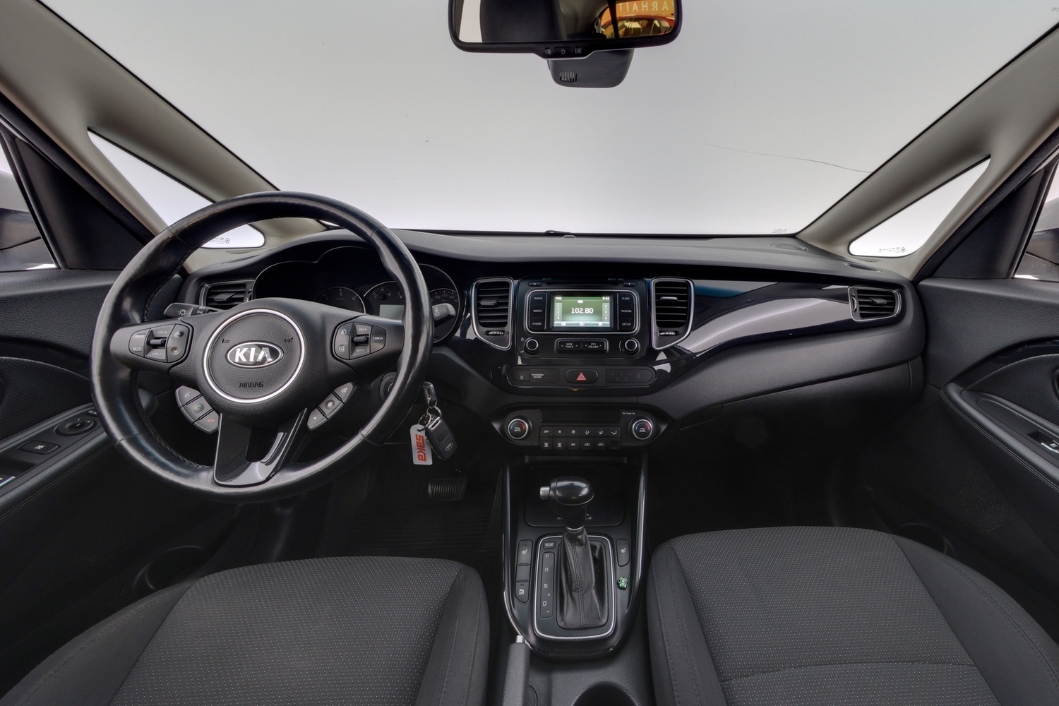 Kia Carens vaihtoauto