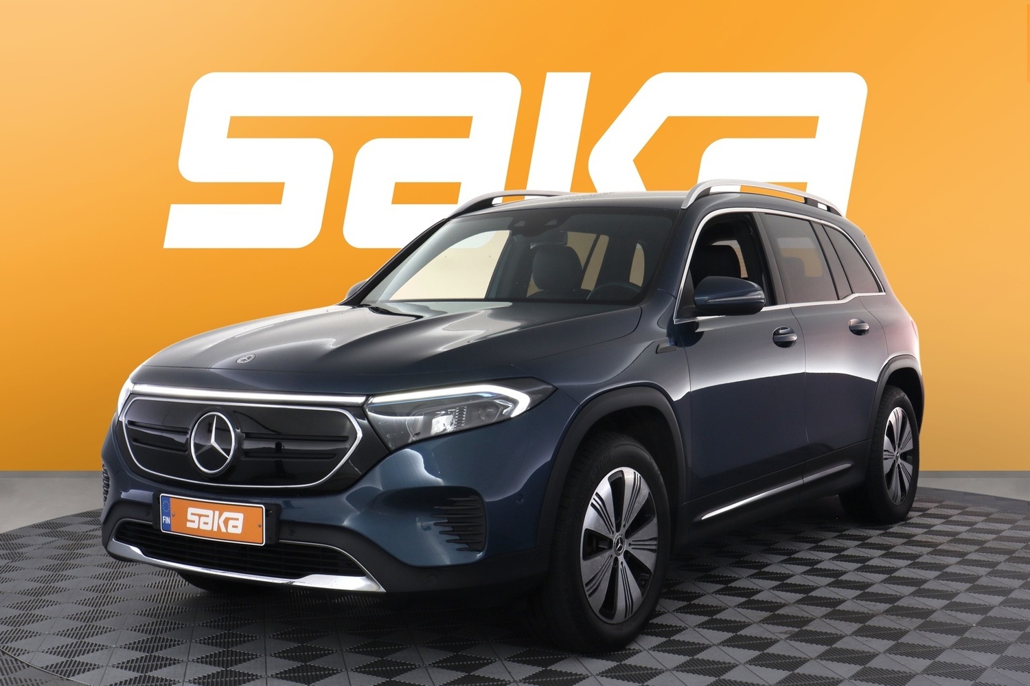 Mercedes-Benz EQB vaihtoauto