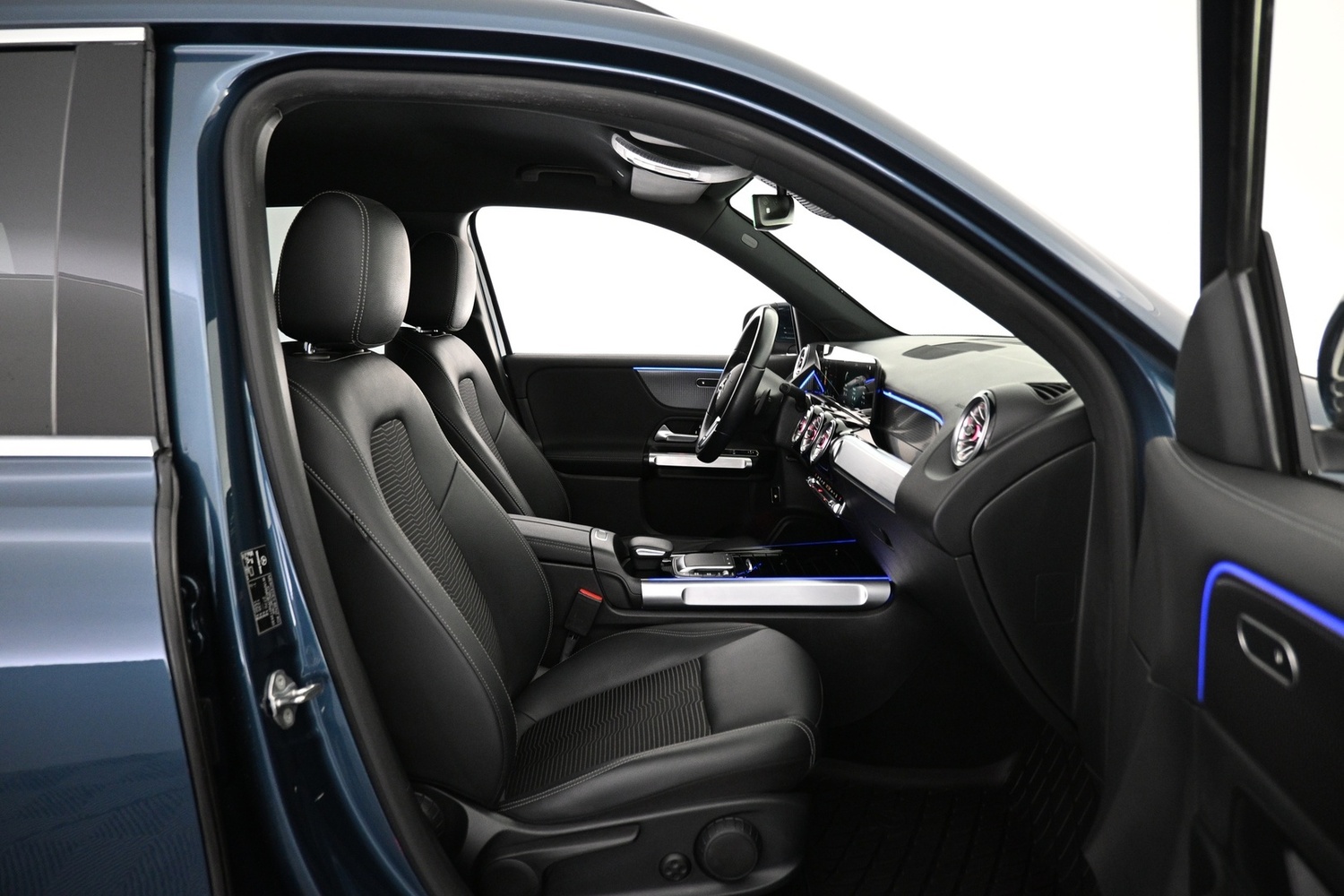 Mercedes-Benz EQB vaihtoauto