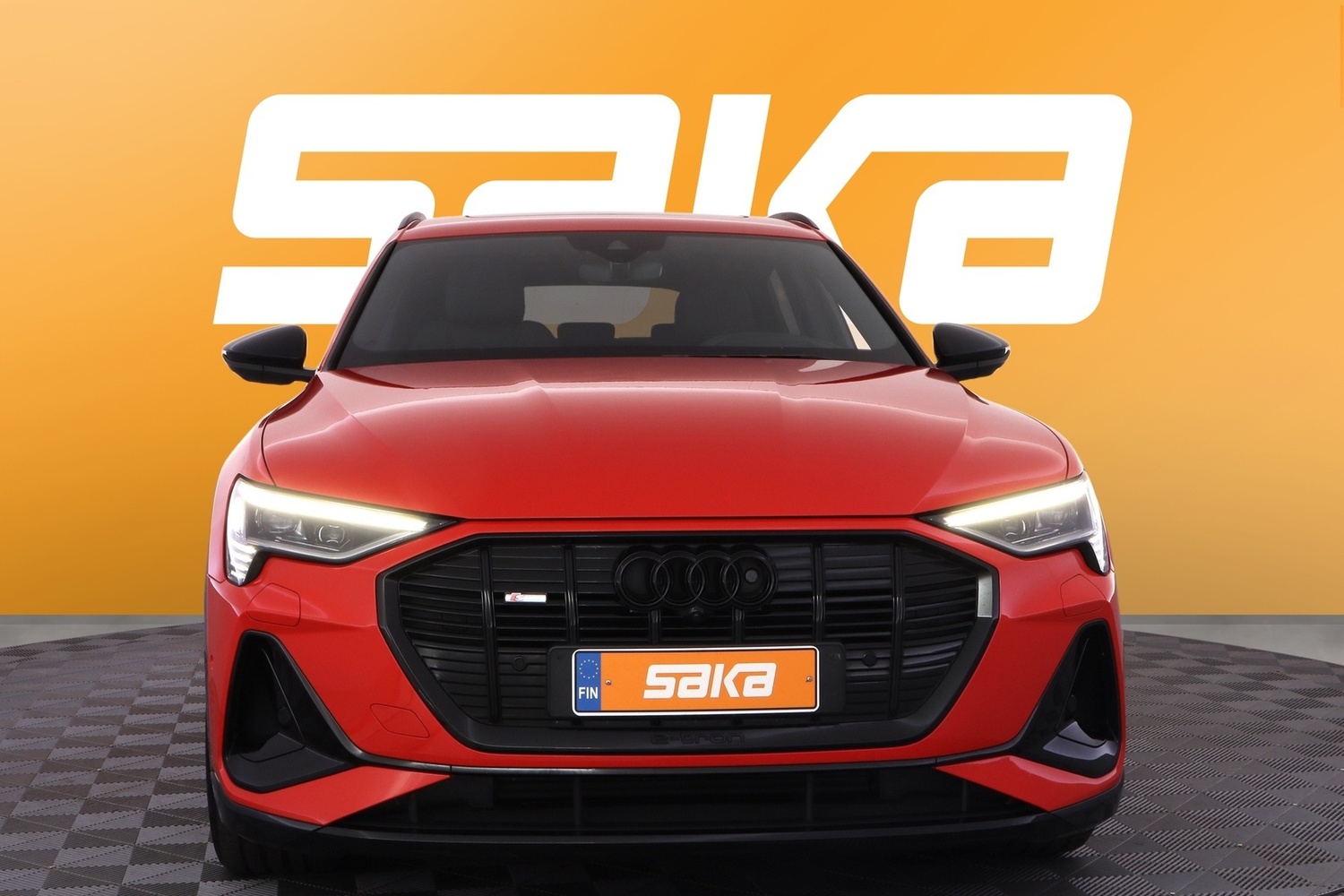 Audi e-tron vaihtoauto