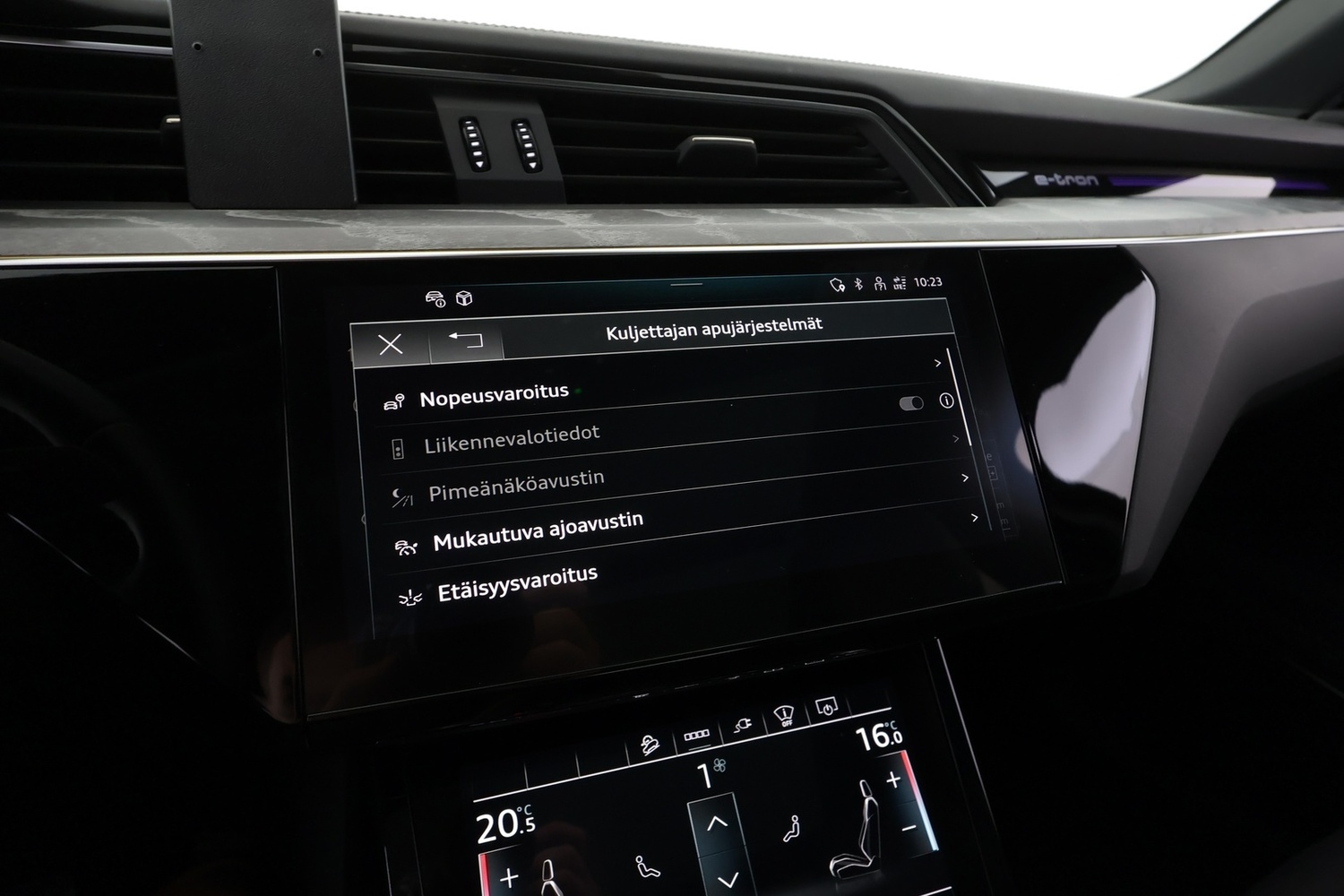 Audi e-tron vaihtoauto