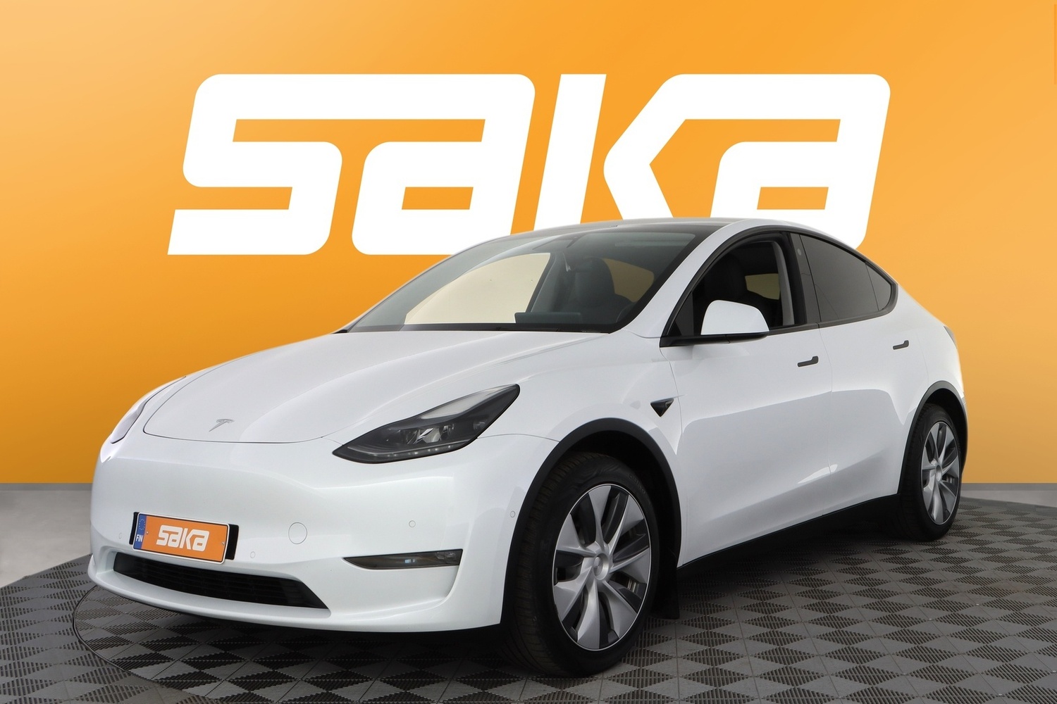 Tesla Model Y vaihtoauto