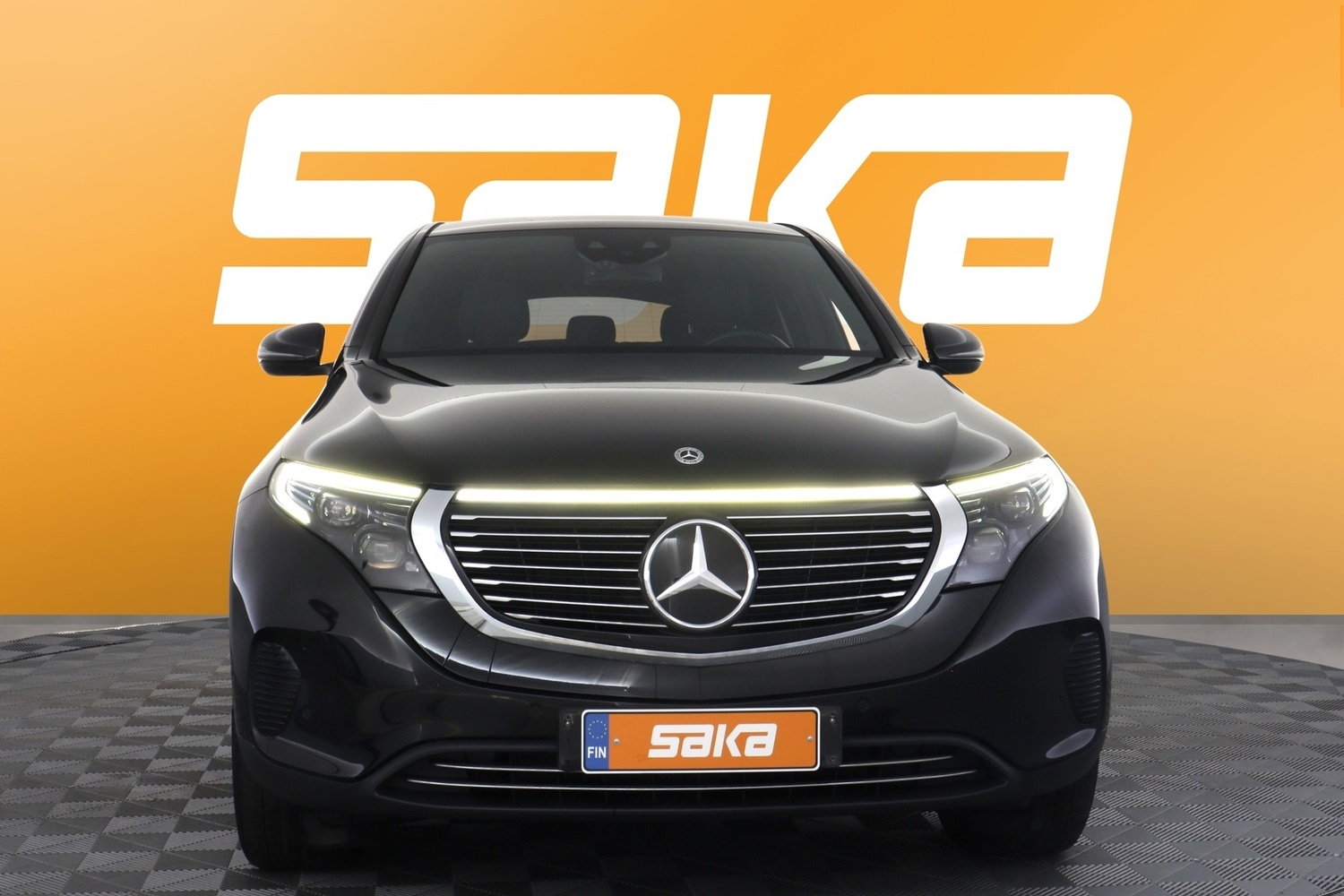 Mercedes-Benz EQC vaihtoauto