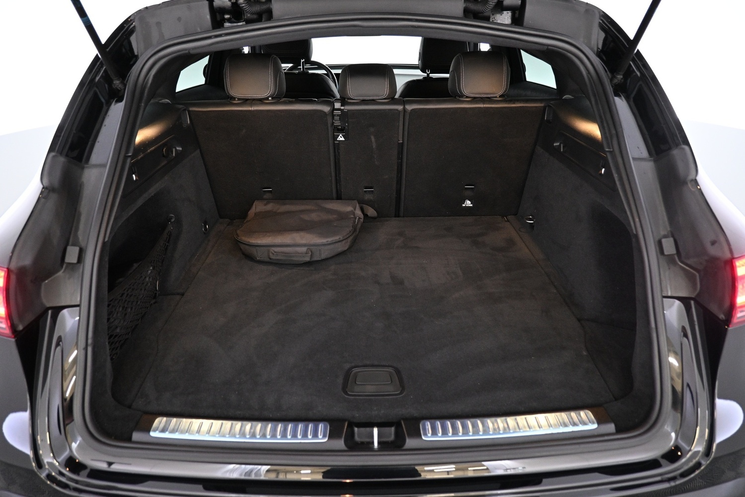 Mercedes-Benz EQC vaihtoauto