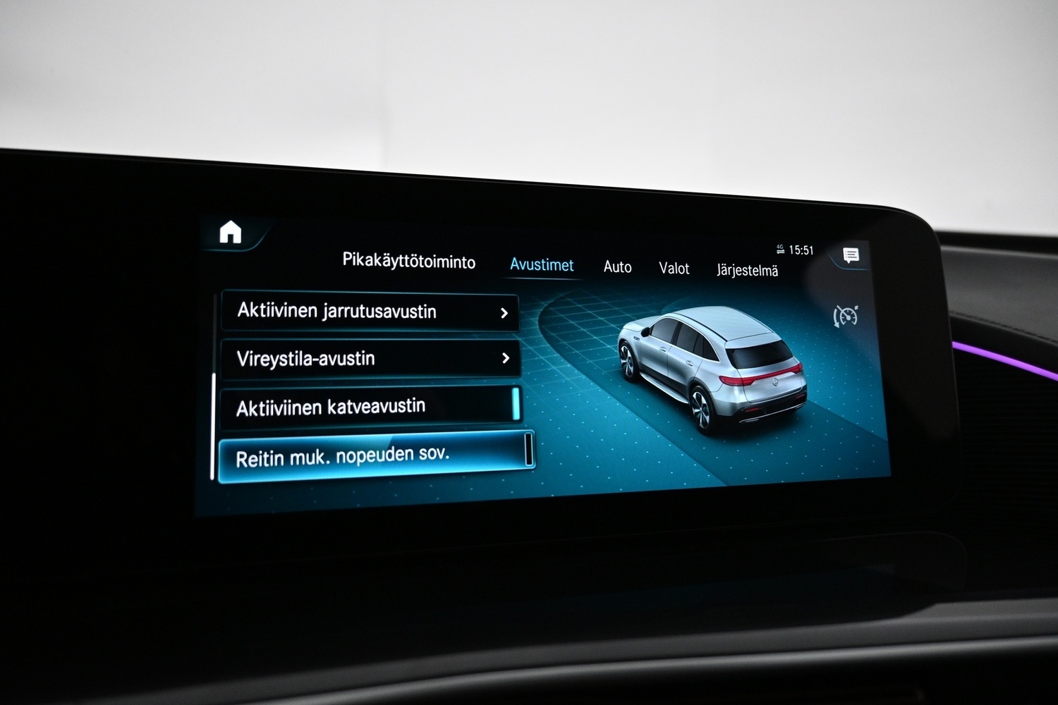 Mercedes-Benz EQC vaihtoauto