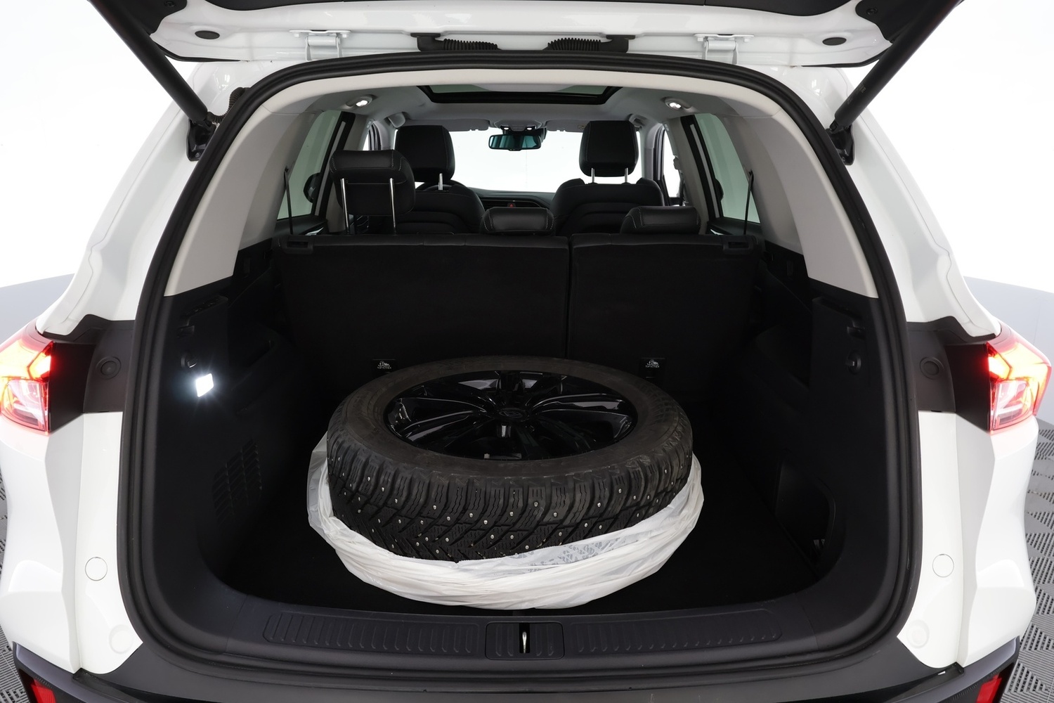 Maxus Euniq 6 vaihtoauto