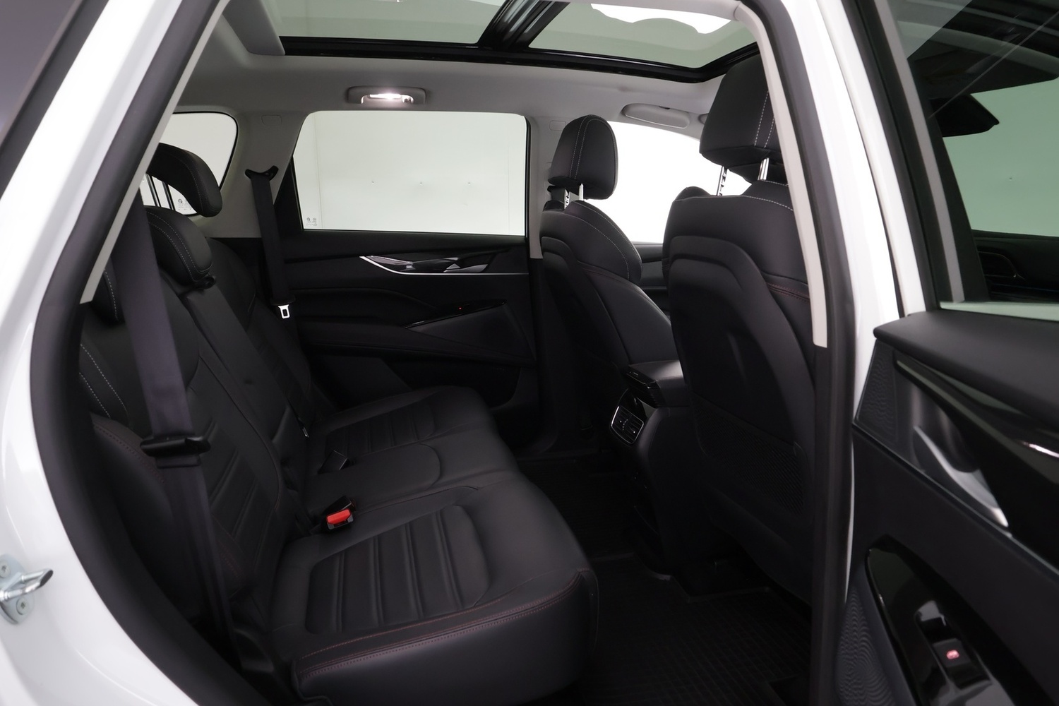 Maxus Euniq 6 vaihtoauto