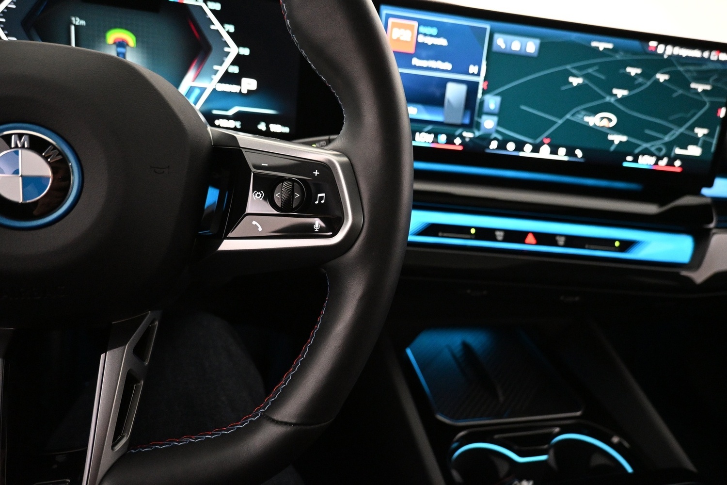 BMW i5 M60 vaihtoauto
