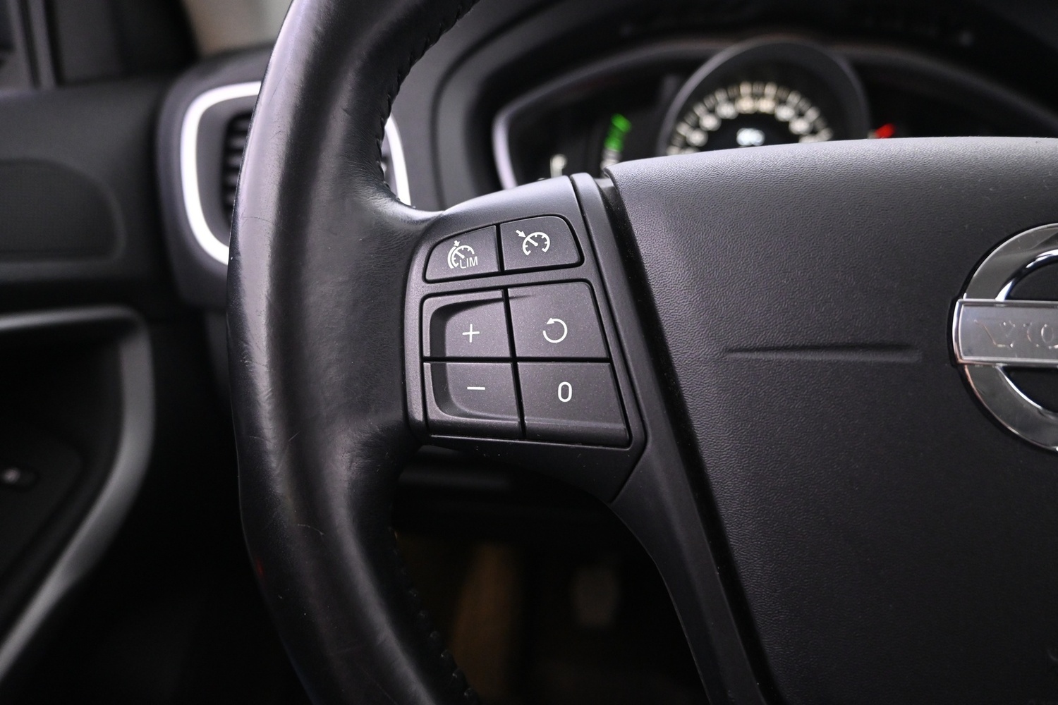 Volvo V40 vaihtoauto