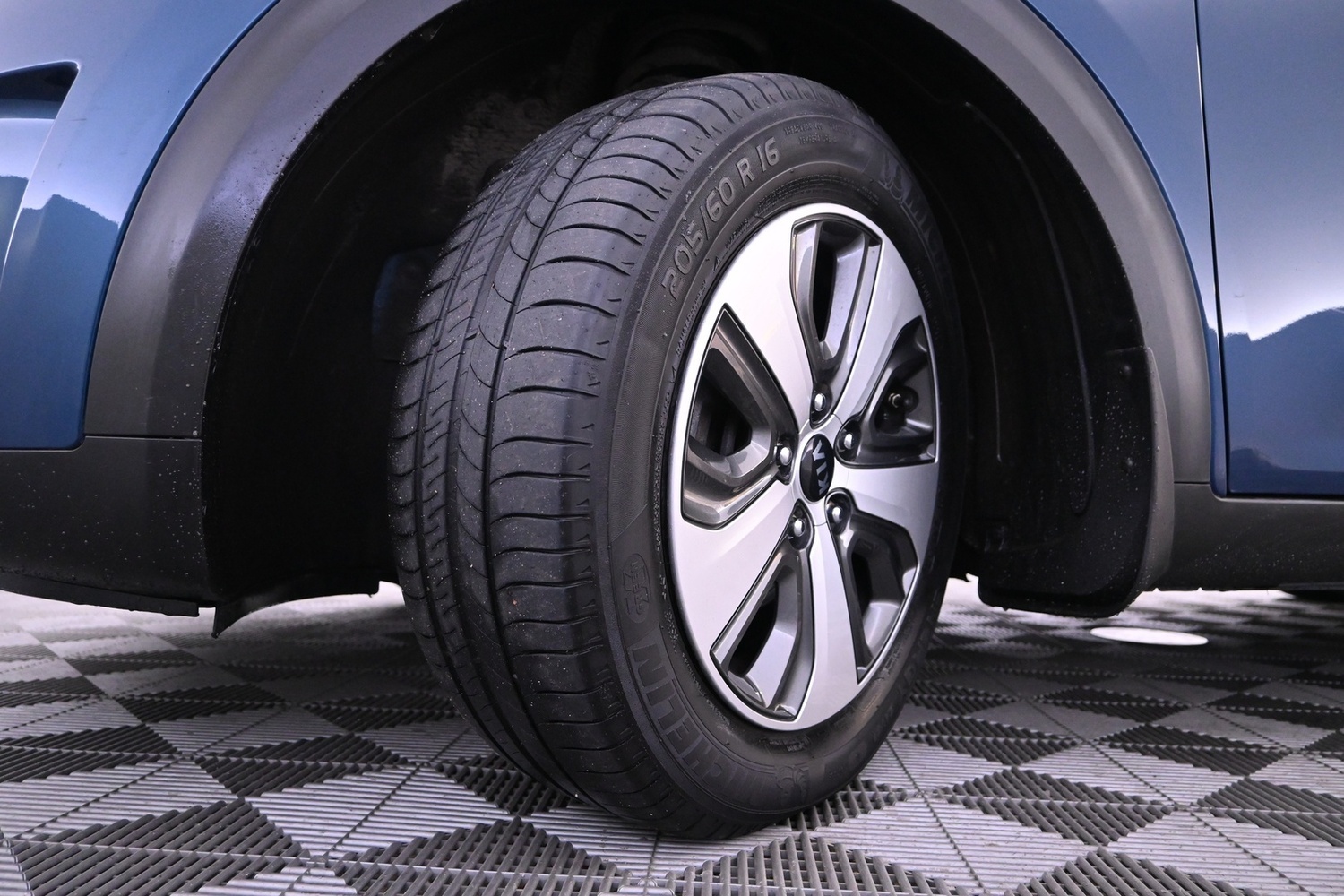 Kia Niro vaihtoauto