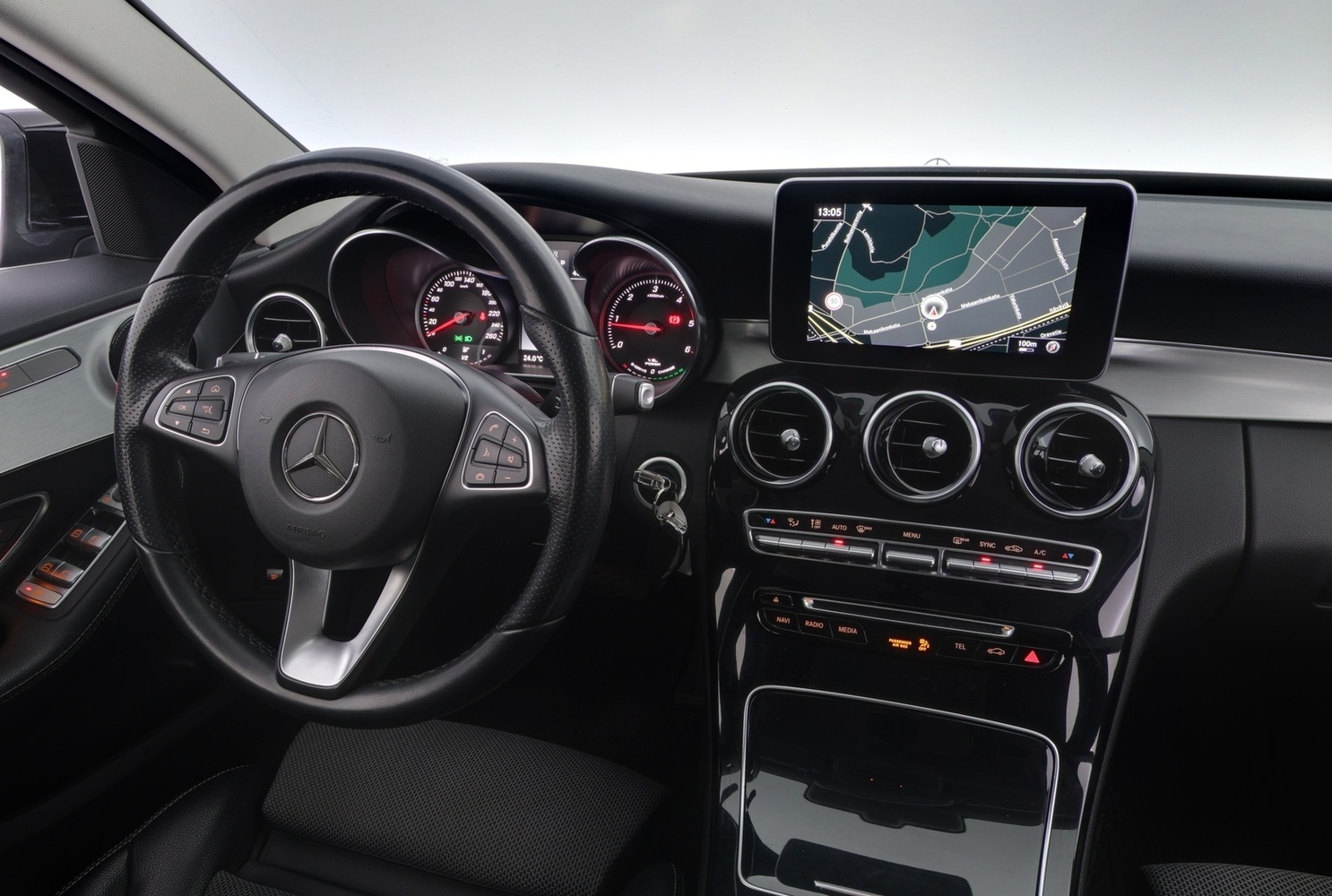 Mercedes-Benz C vaihtoauto