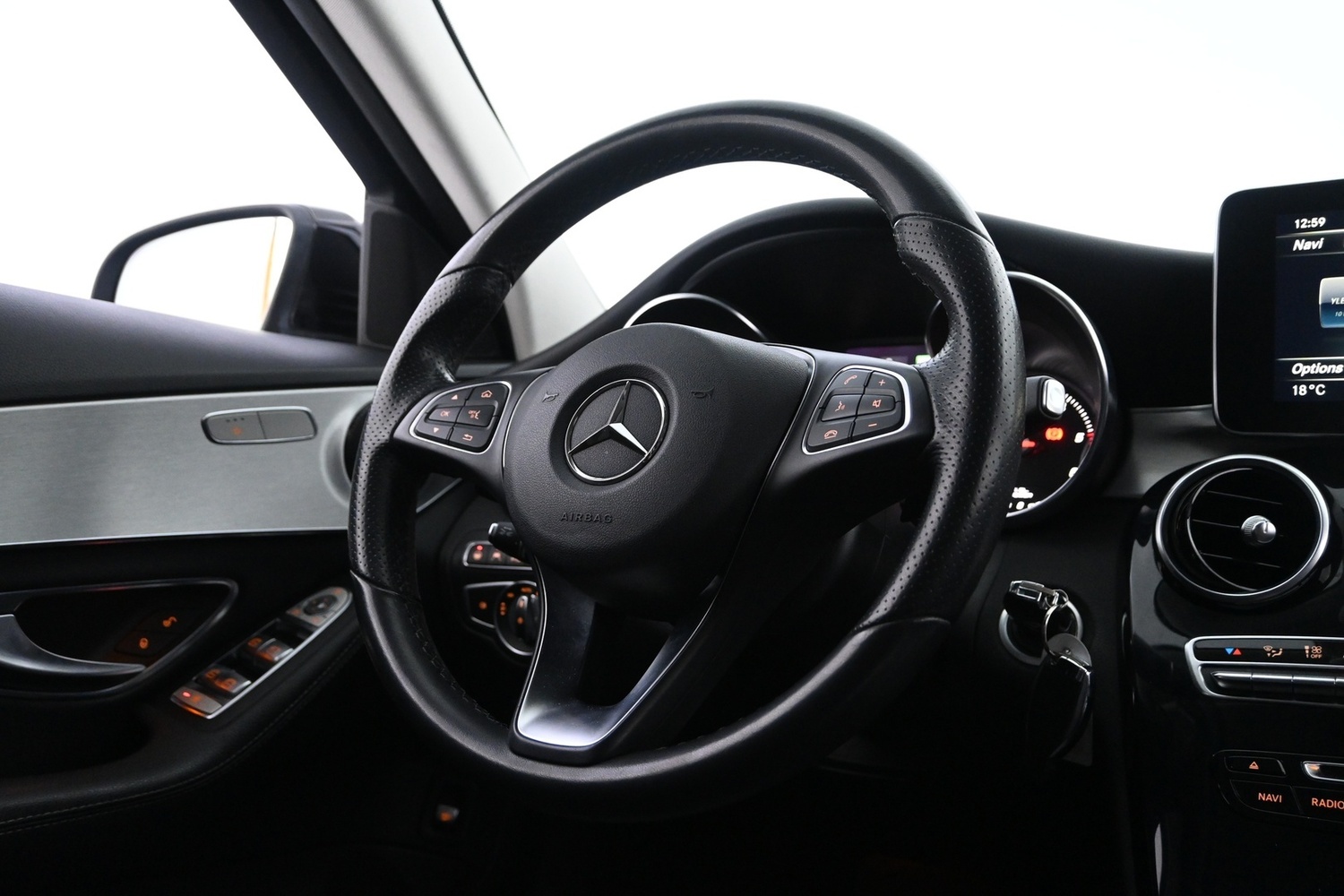 Mercedes-Benz C vaihtoauto