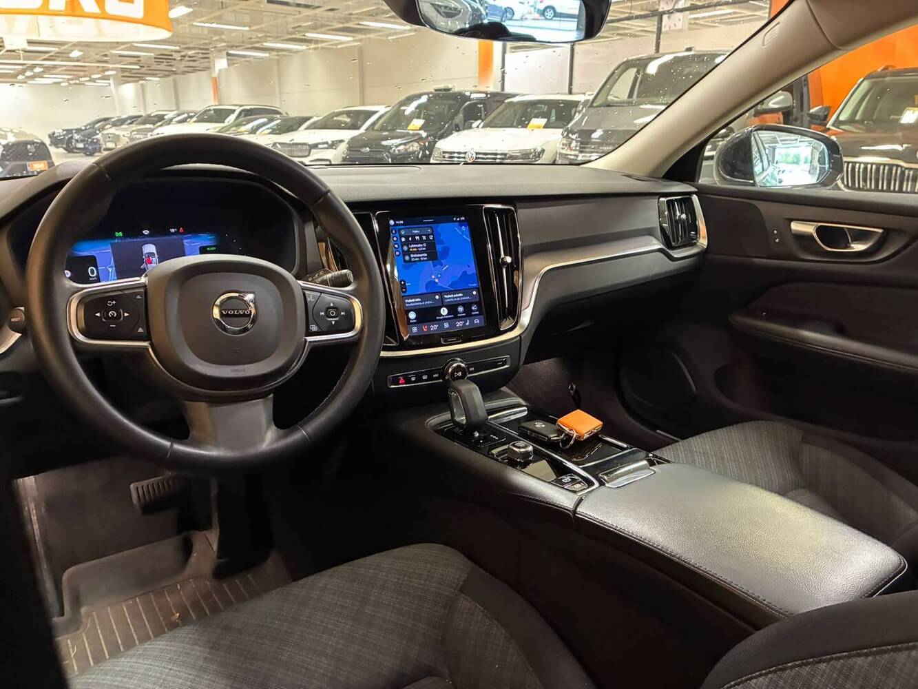 Volvo V60 vaihtoauto