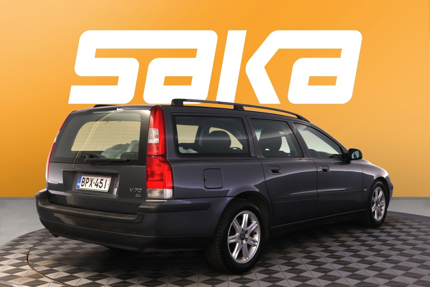 Volvo V70 vaihtoauto