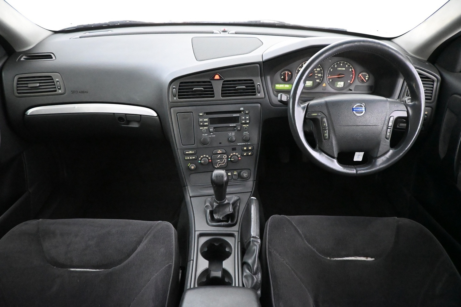 Volvo V70 vaihtoauto