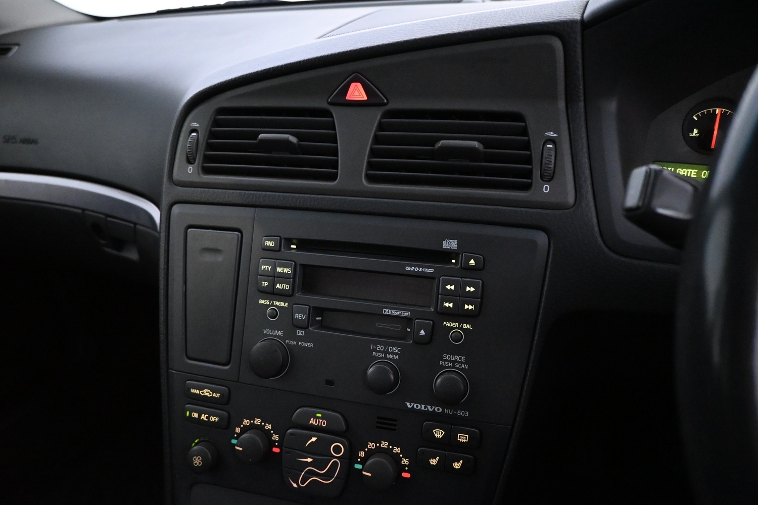 Volvo V70 vaihtoauto