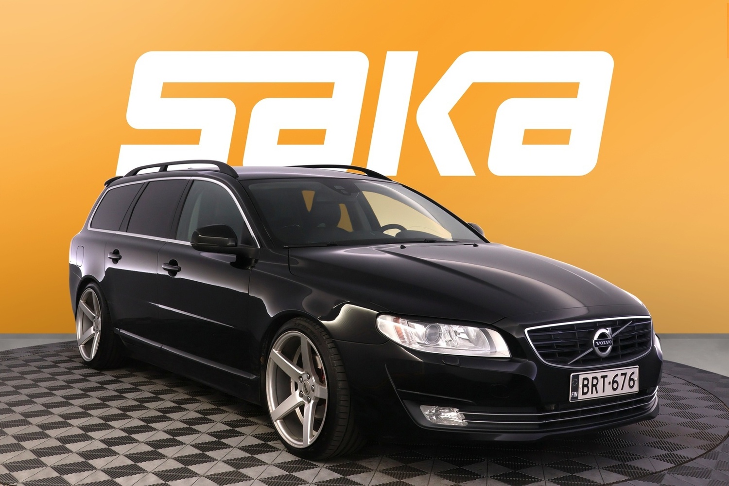 Volvo V70 vaihtoauto