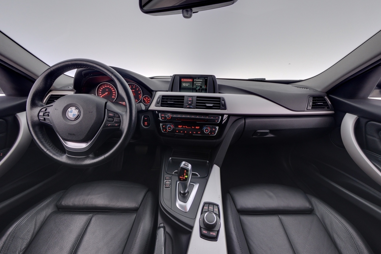 BMW 318 vaihtoauto