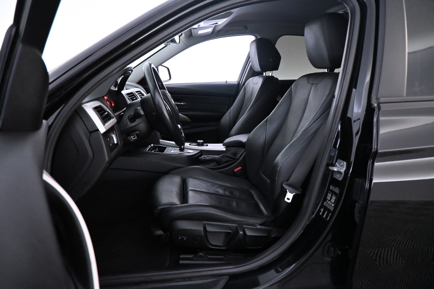 BMW 318 vaihtoauto