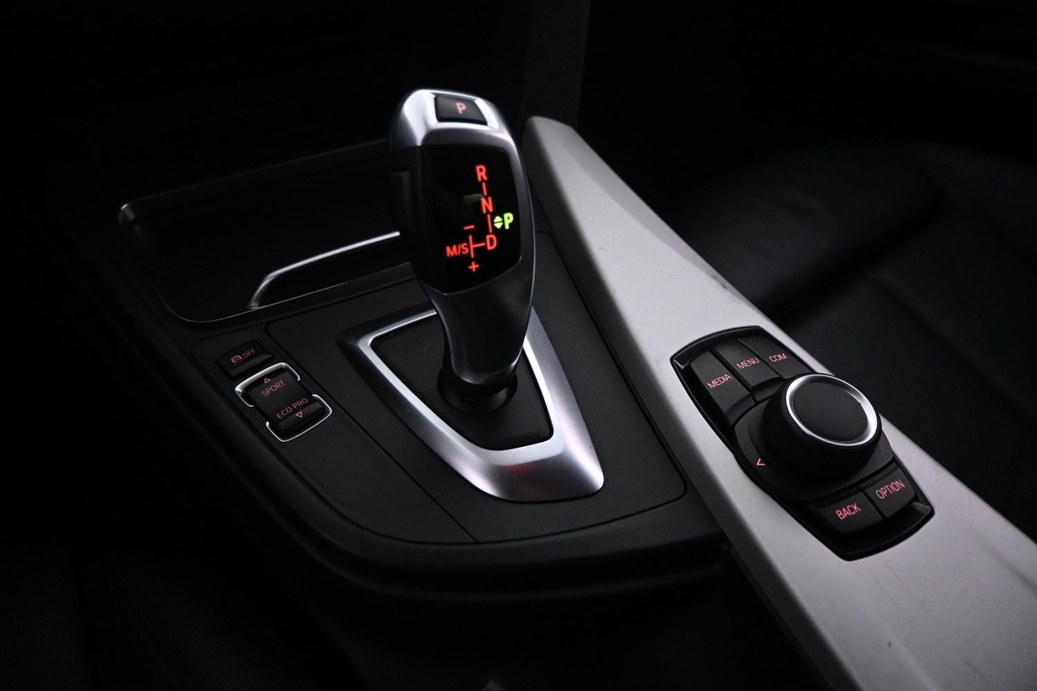 BMW 318 vaihtoauto