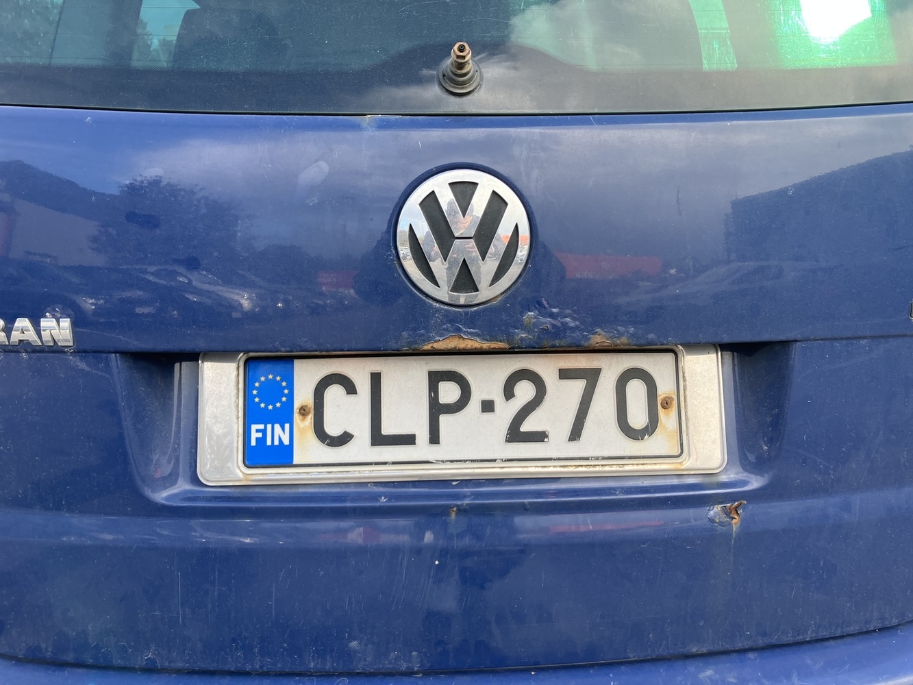 Volkswagen Touran vaihtoauto