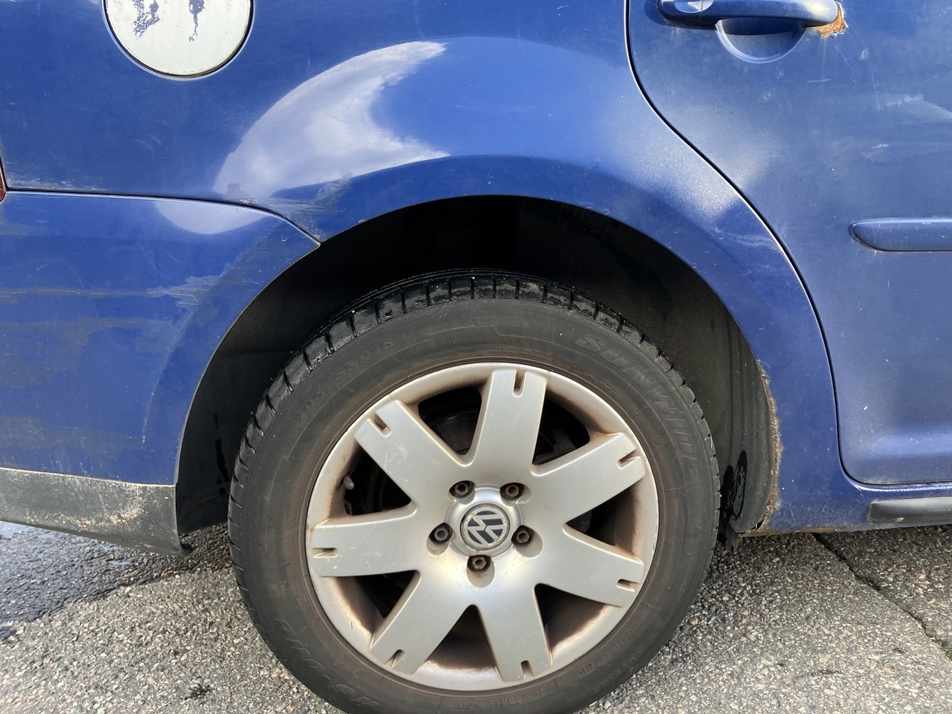 Volkswagen Touran vaihtoauto