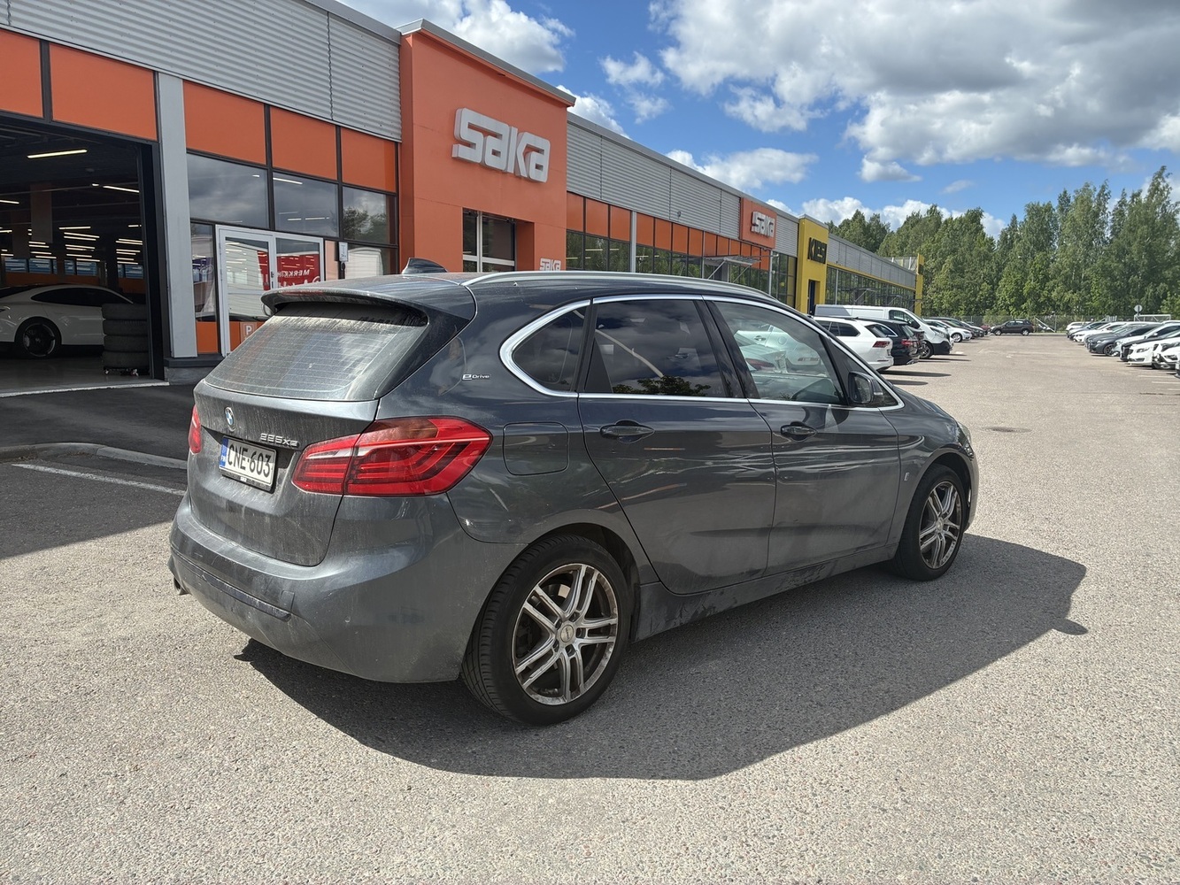 BMW 225 vaihtoauto