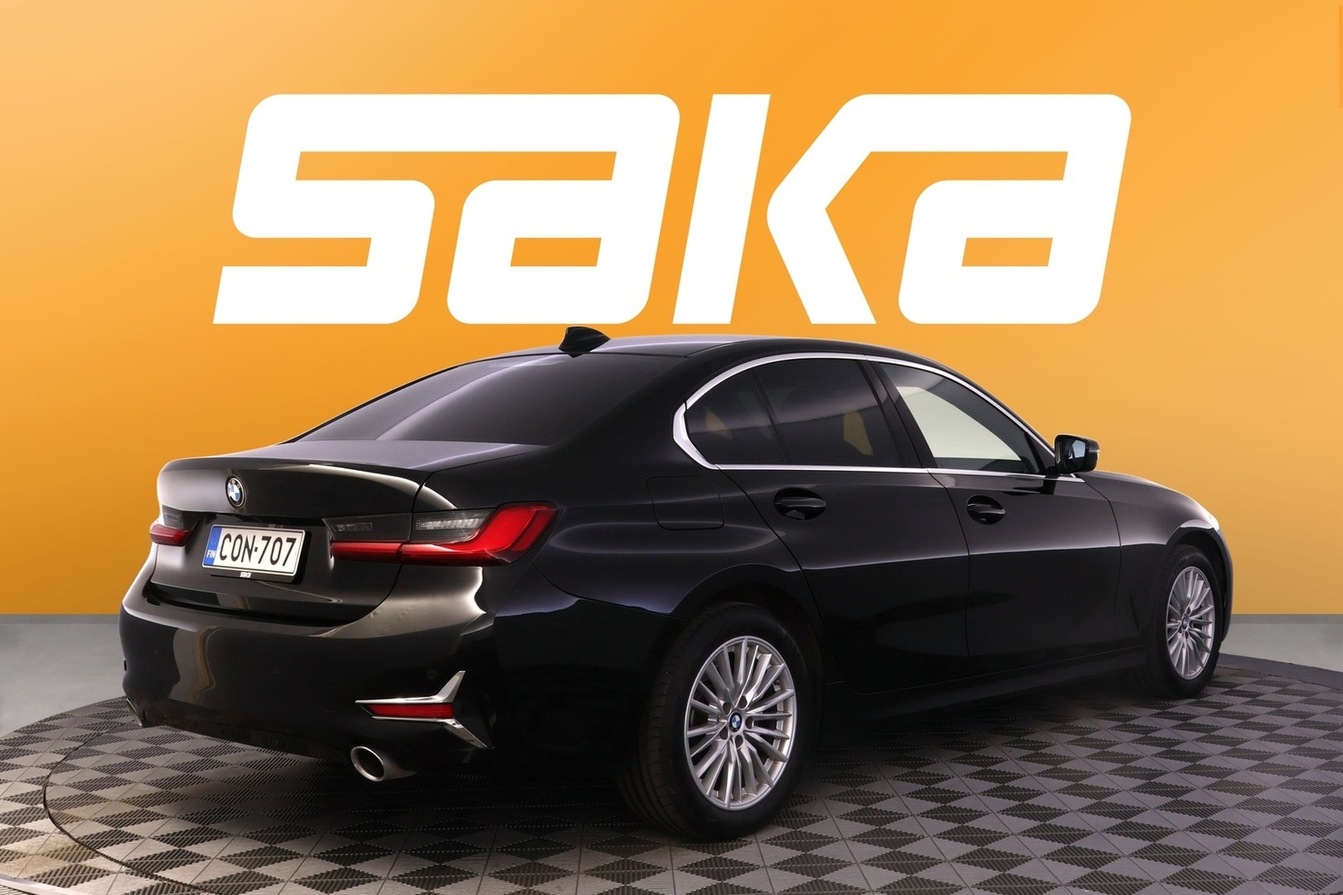 BMW 320 vaihtoauto