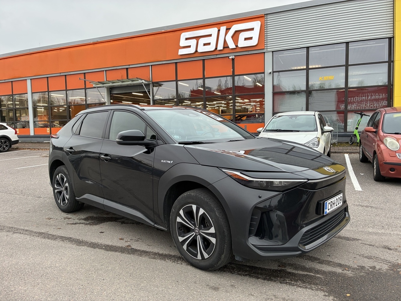 Toyota bZ4X vaihtoauto