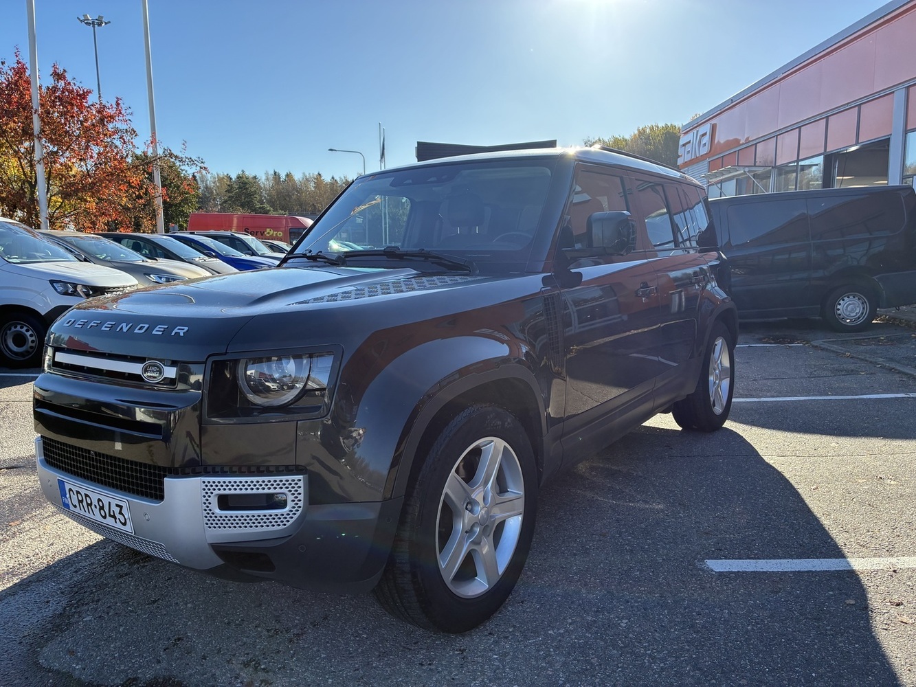 Land Rover Defender vaihtoauto