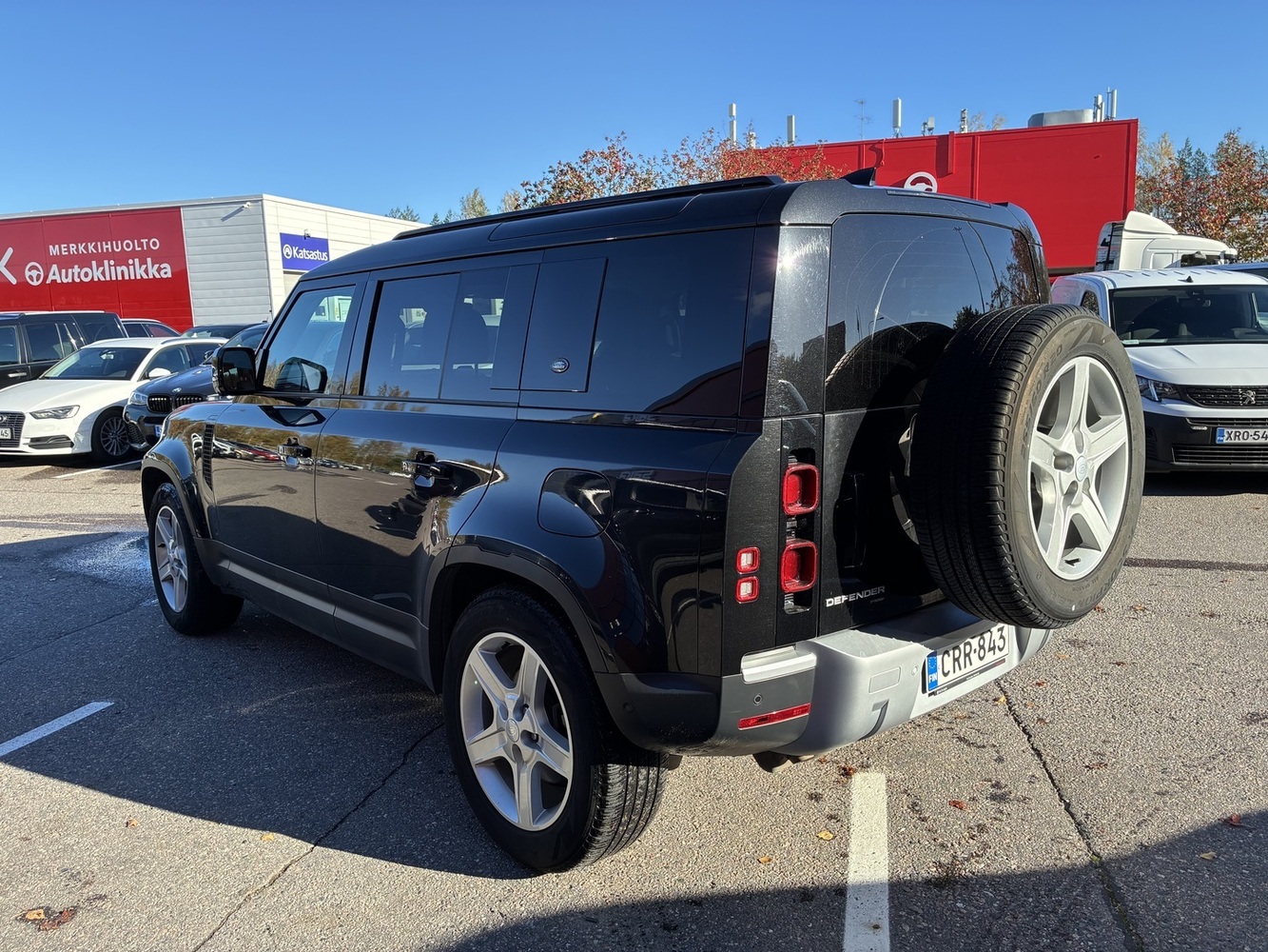 Land Rover Defender vaihtoauto
