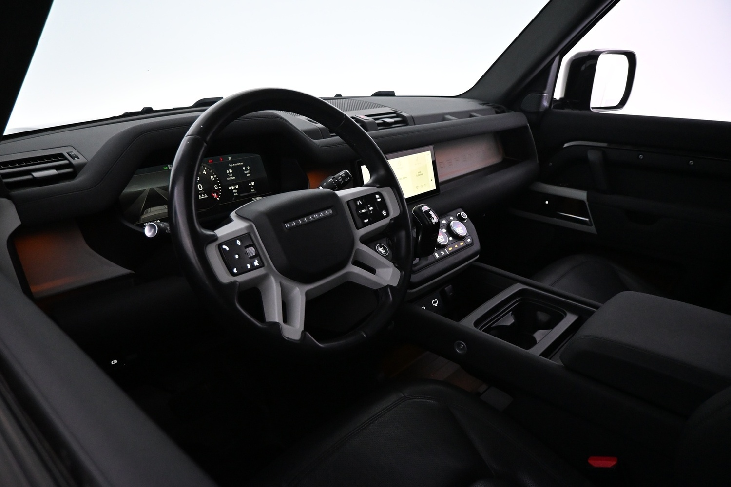 Land Rover Defender vaihtoauto