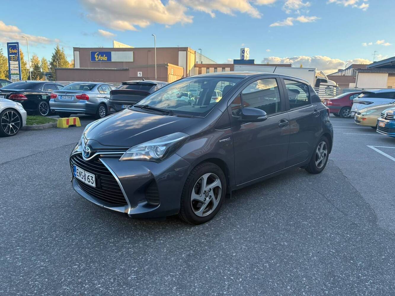 Toyota Yaris vaihtoauto