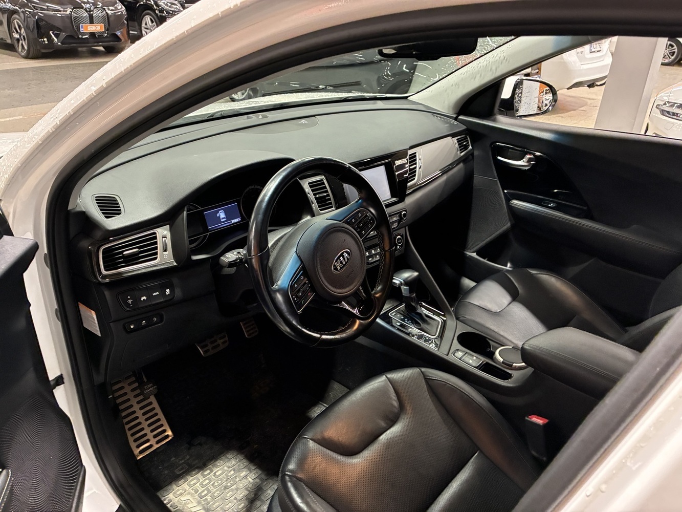 Kia Niro plug-in vaihtoauto