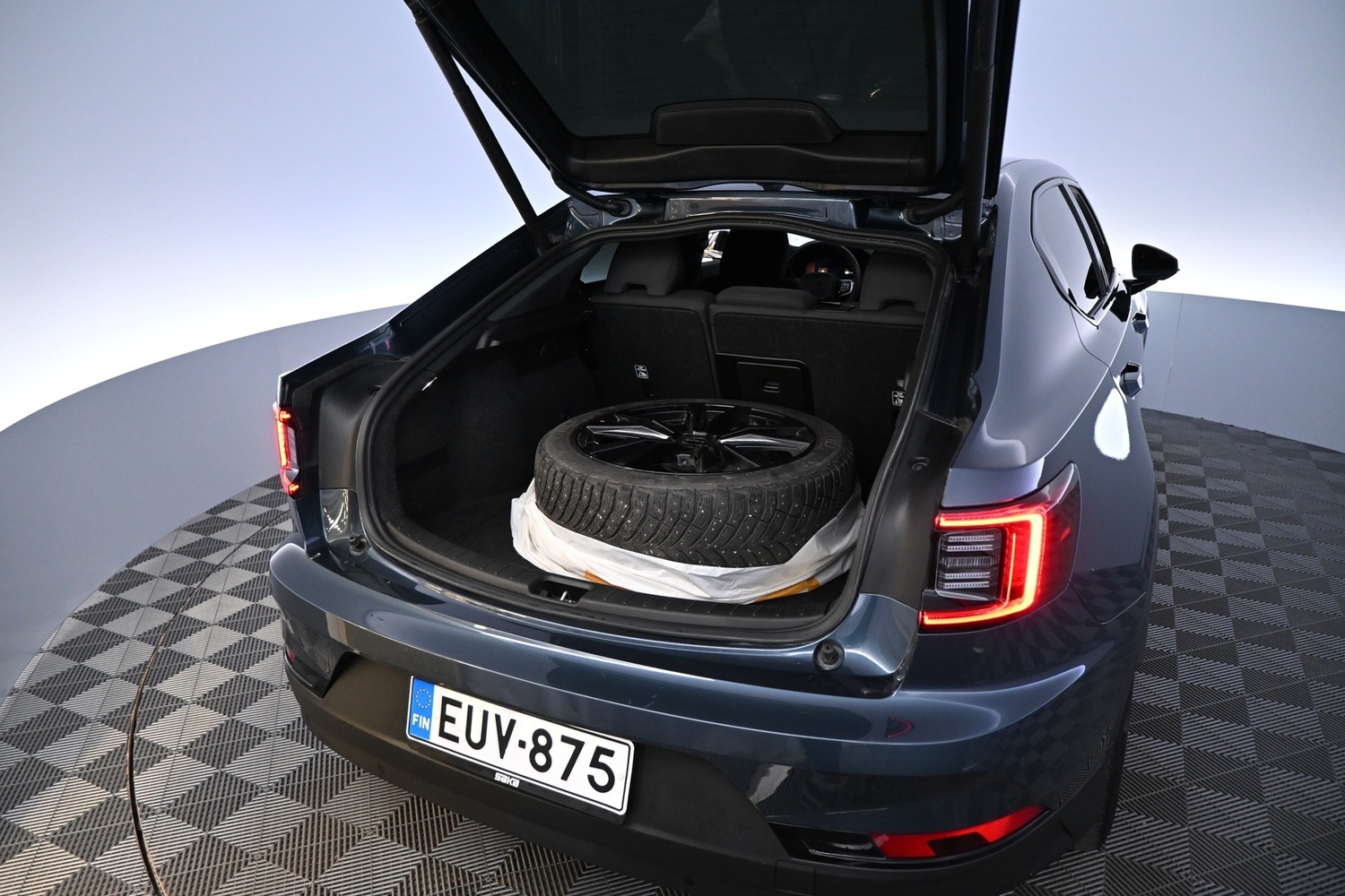 Polestar 2 vaihtoauto