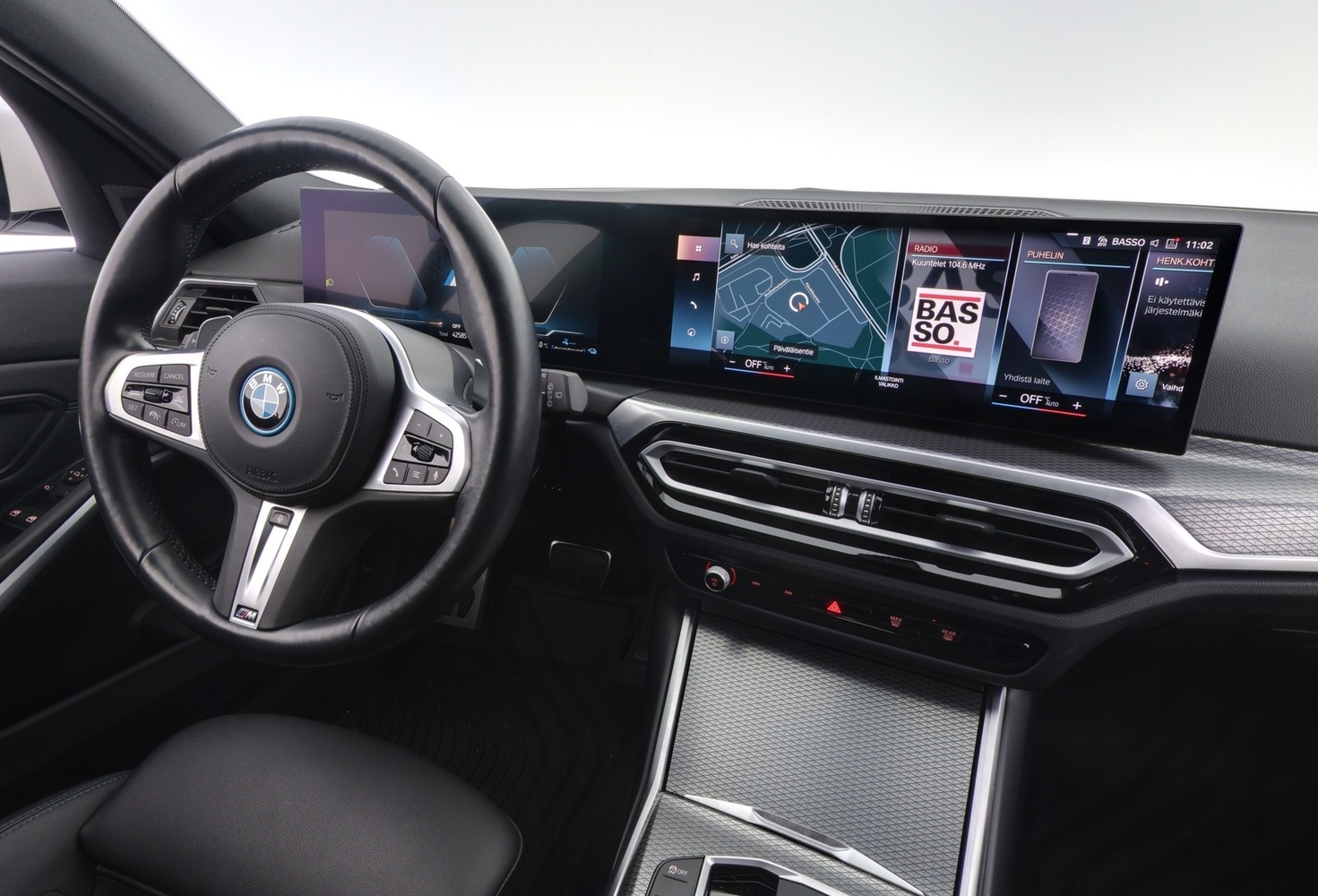 BMW 330 vaihtoauto