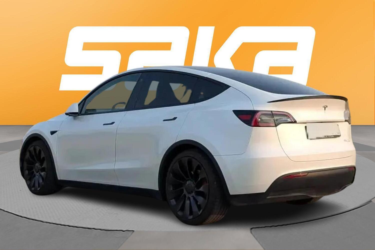 Tesla Model Y vaihtoauto