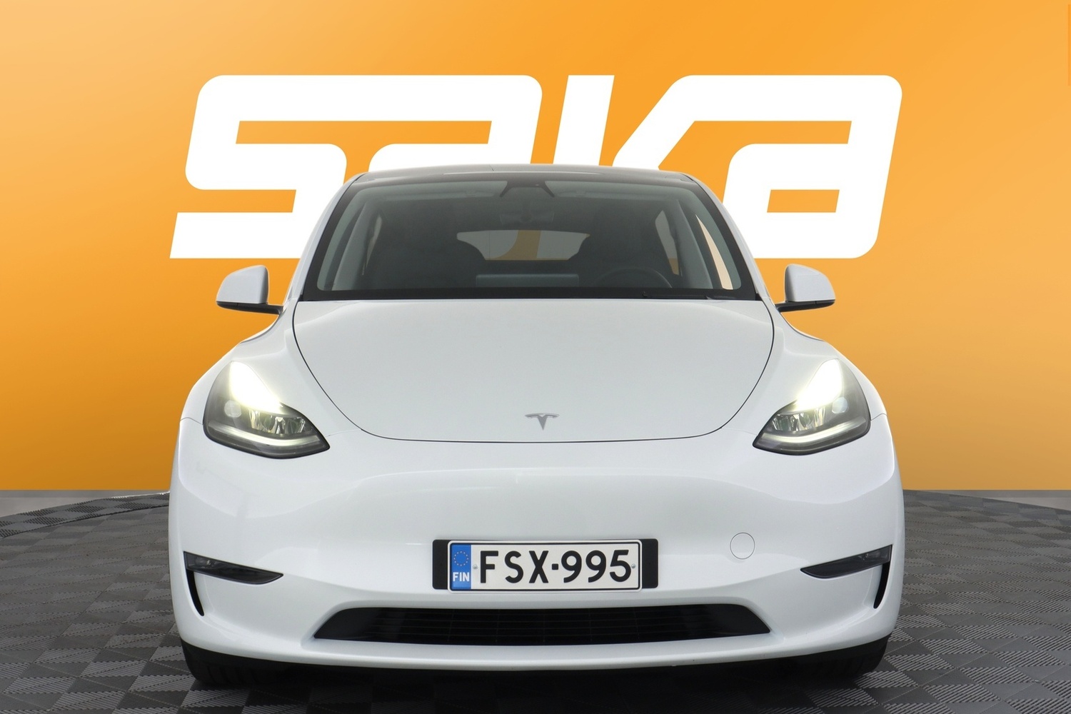 Tesla Model Y vaihtoauto