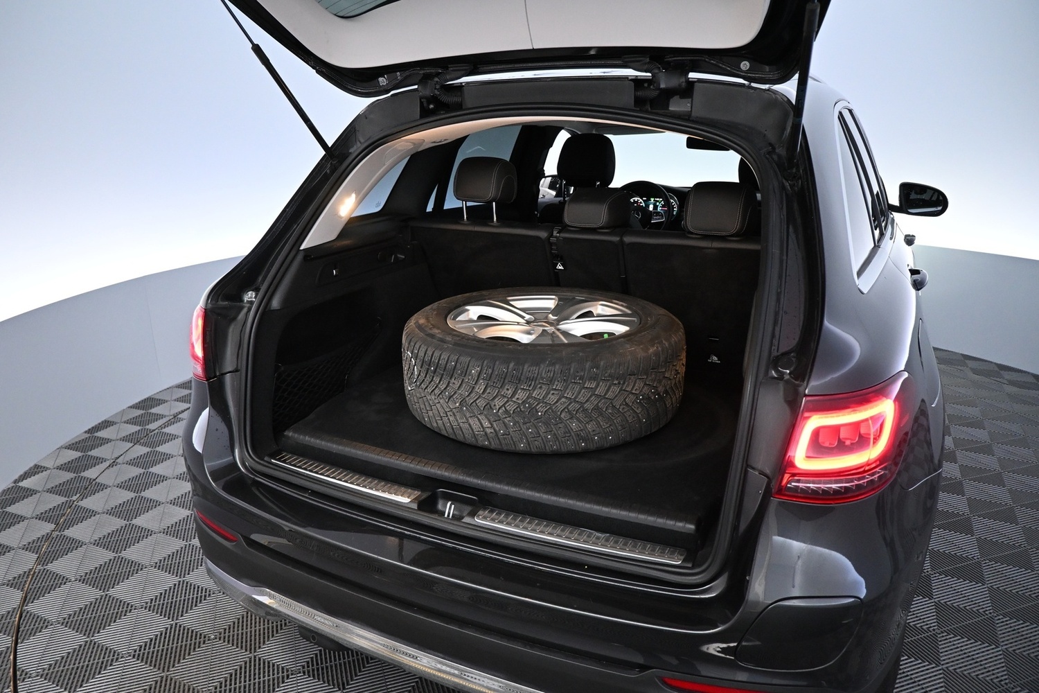Mercedes-Benz GLC vaihtoauto