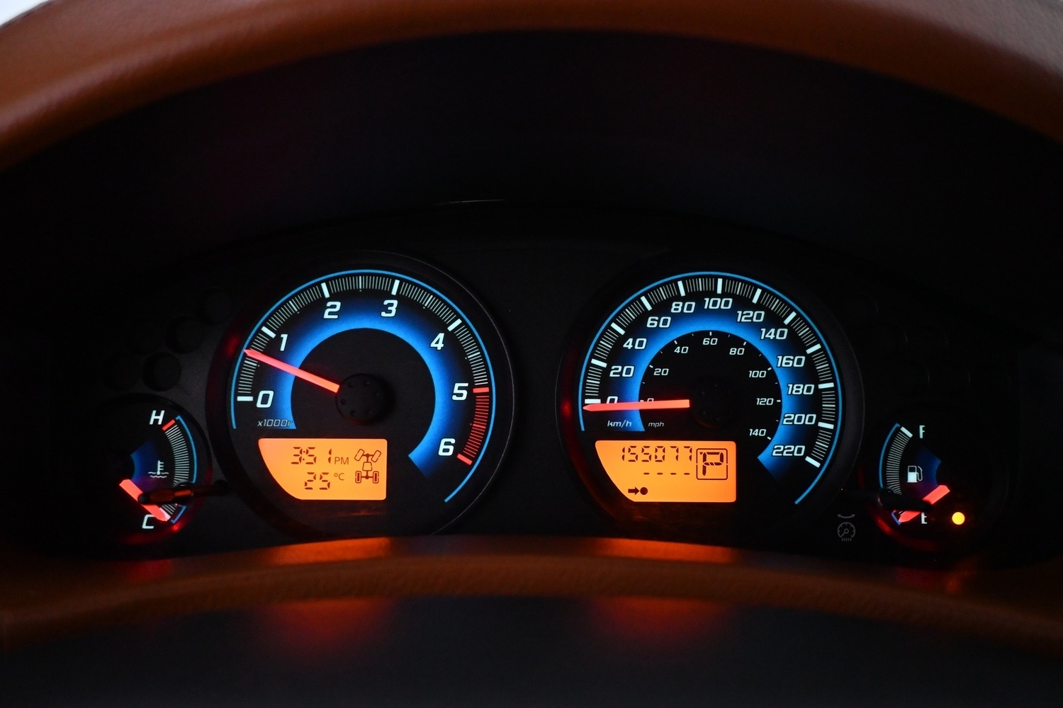 Nissan Navara vaihtoauto