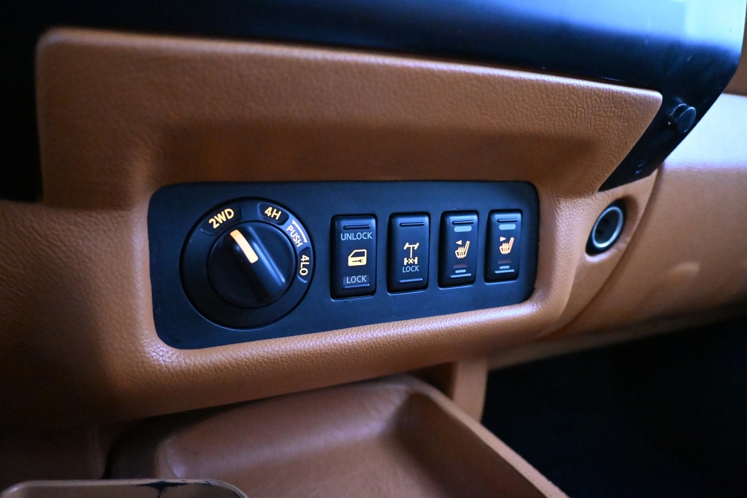 Nissan Navara vaihtoauto