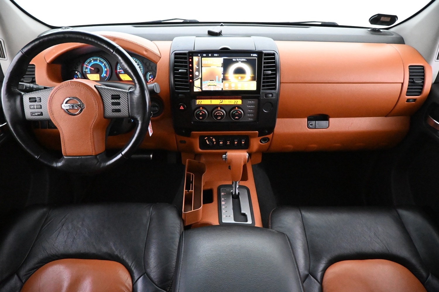 Nissan Navara vaihtoauto