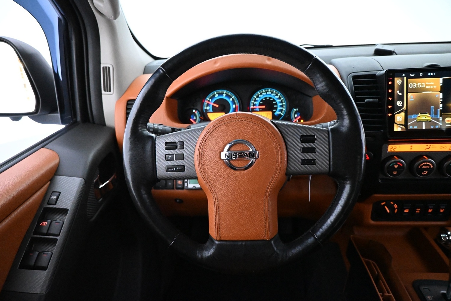 Nissan Navara vaihtoauto