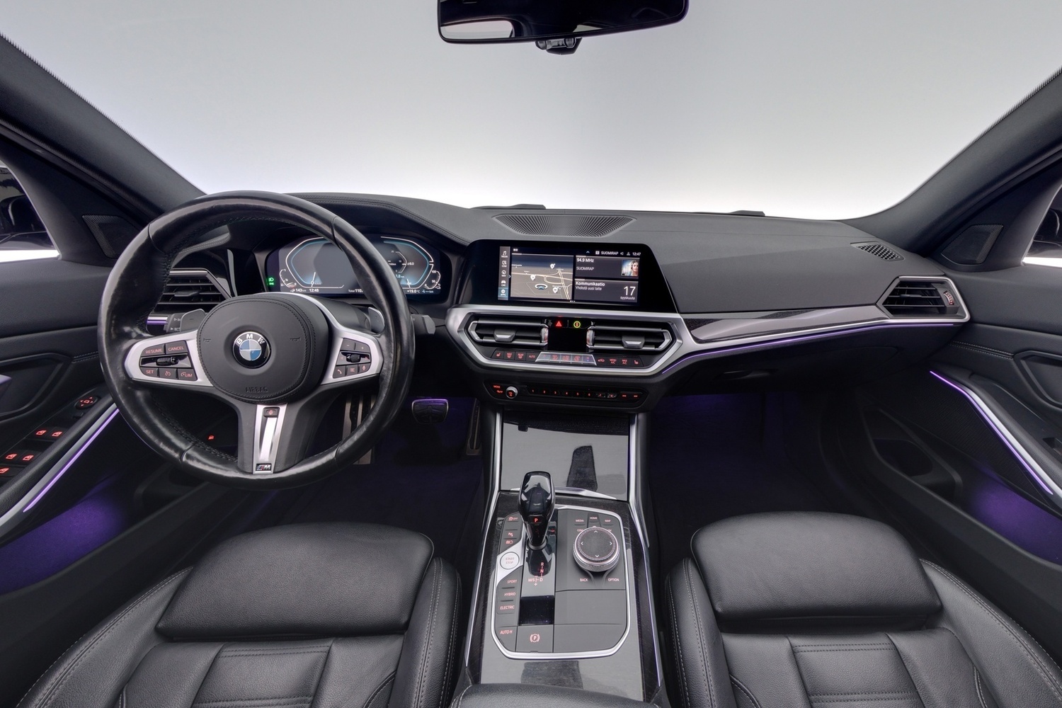 BMW 330 vaihtoauto