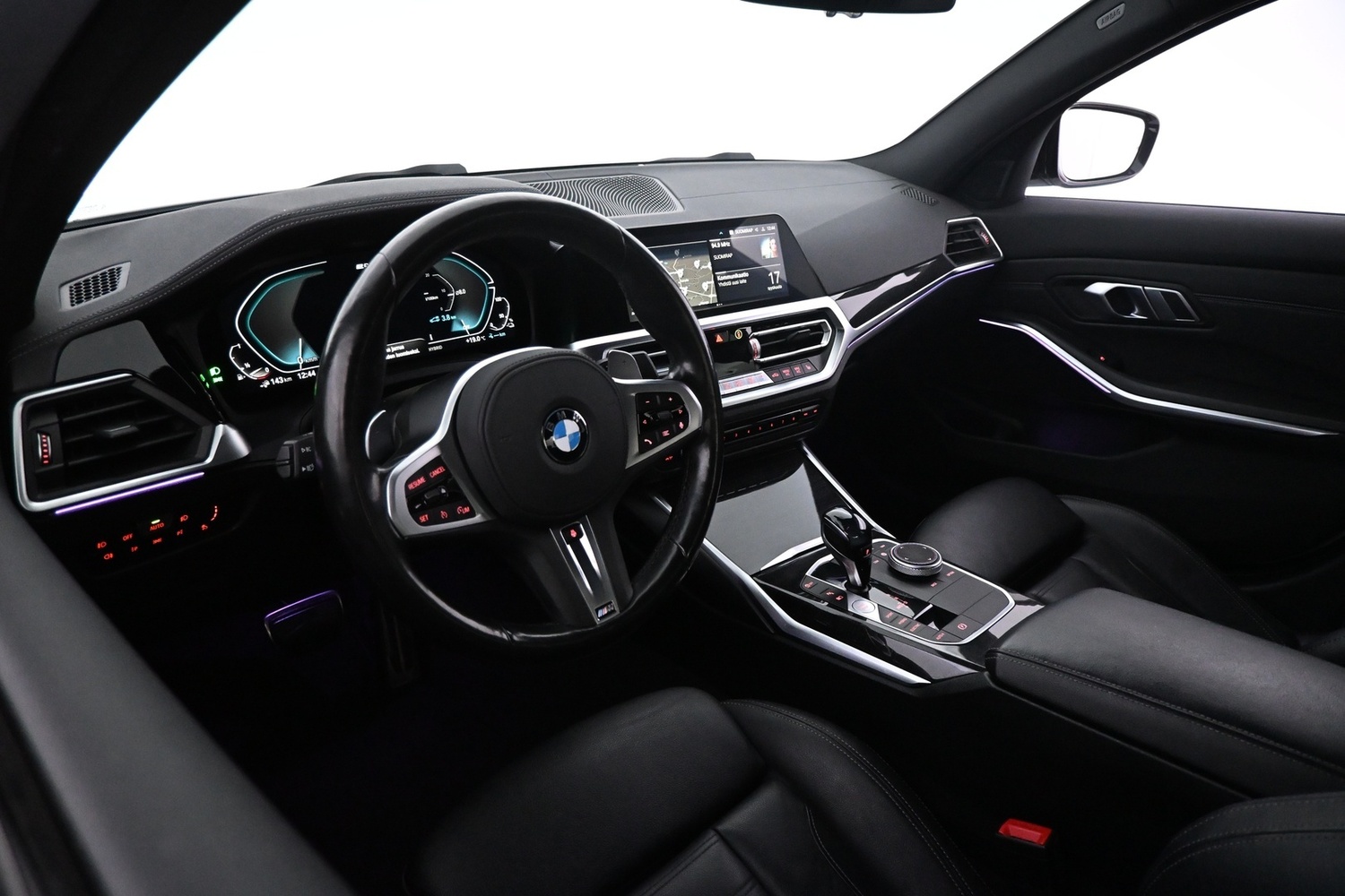 BMW 330 vaihtoauto