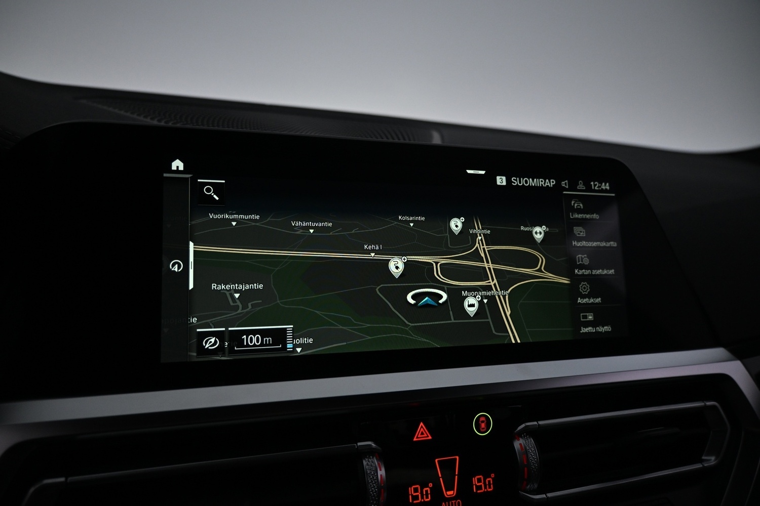 BMW 330 vaihtoauto