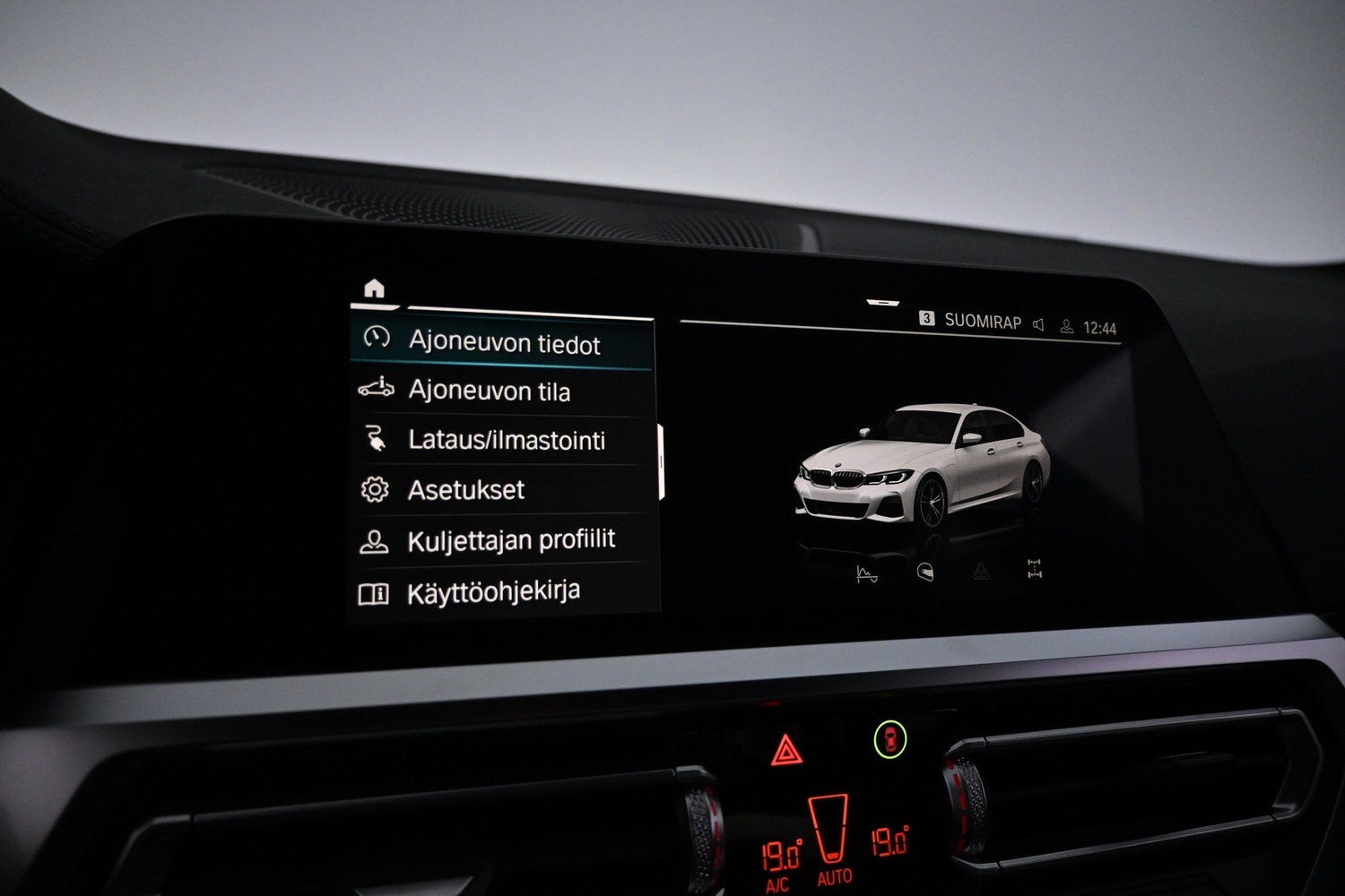 BMW 330 vaihtoauto
