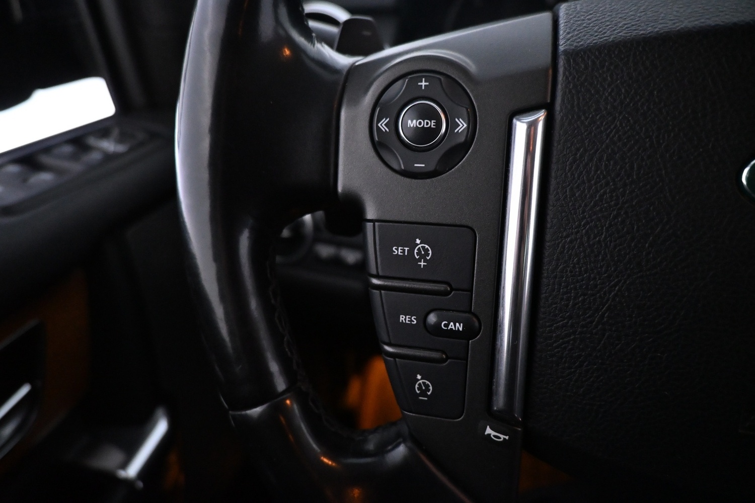 Land Rover Discovery vaihtoauto